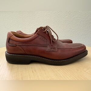Ecco ‘Seattle’ Apron Toe Oxford in Cognac color 42EU size